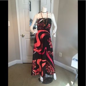 Bisou Bisou 70’s inspired strapless maxi dress